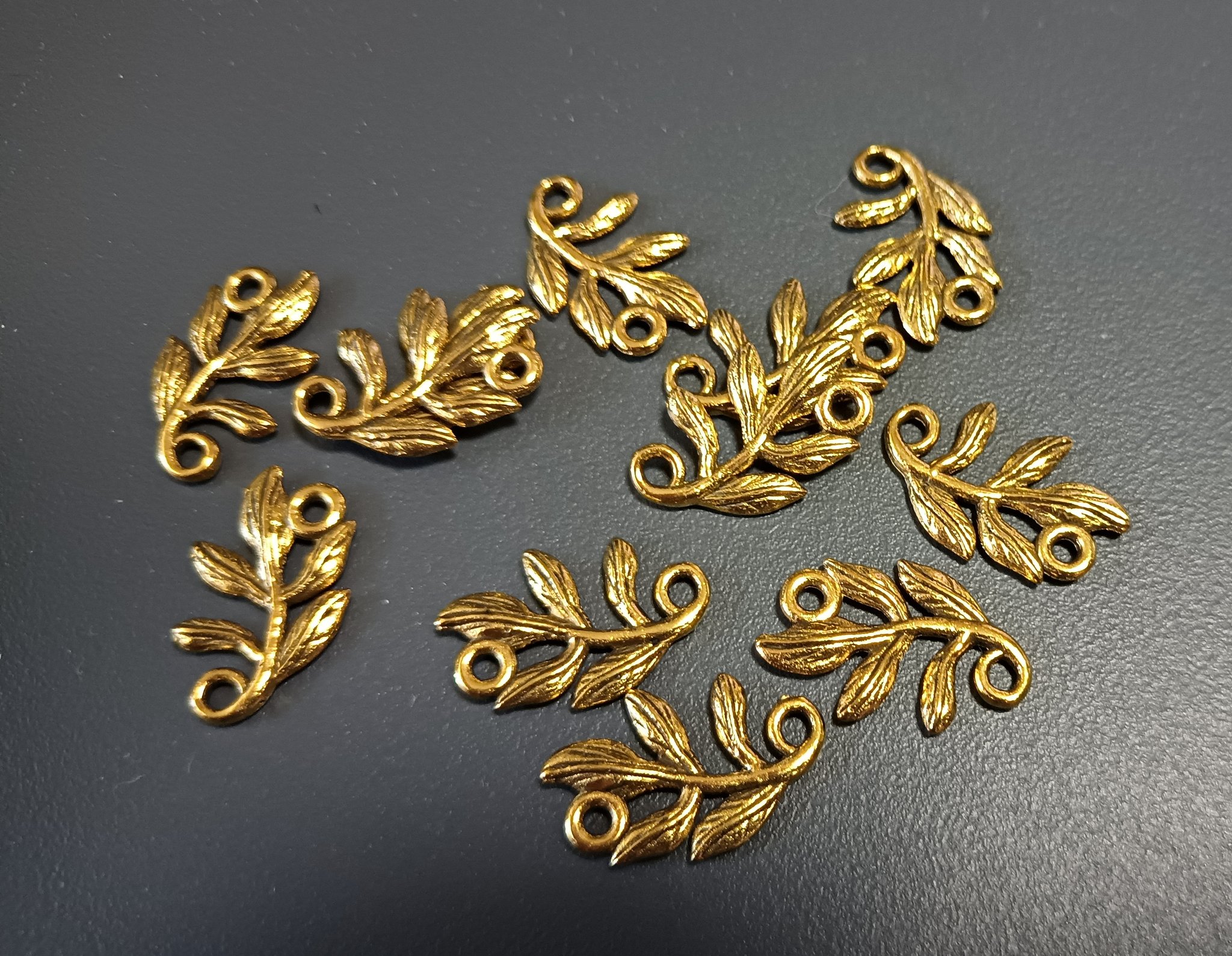 金色の